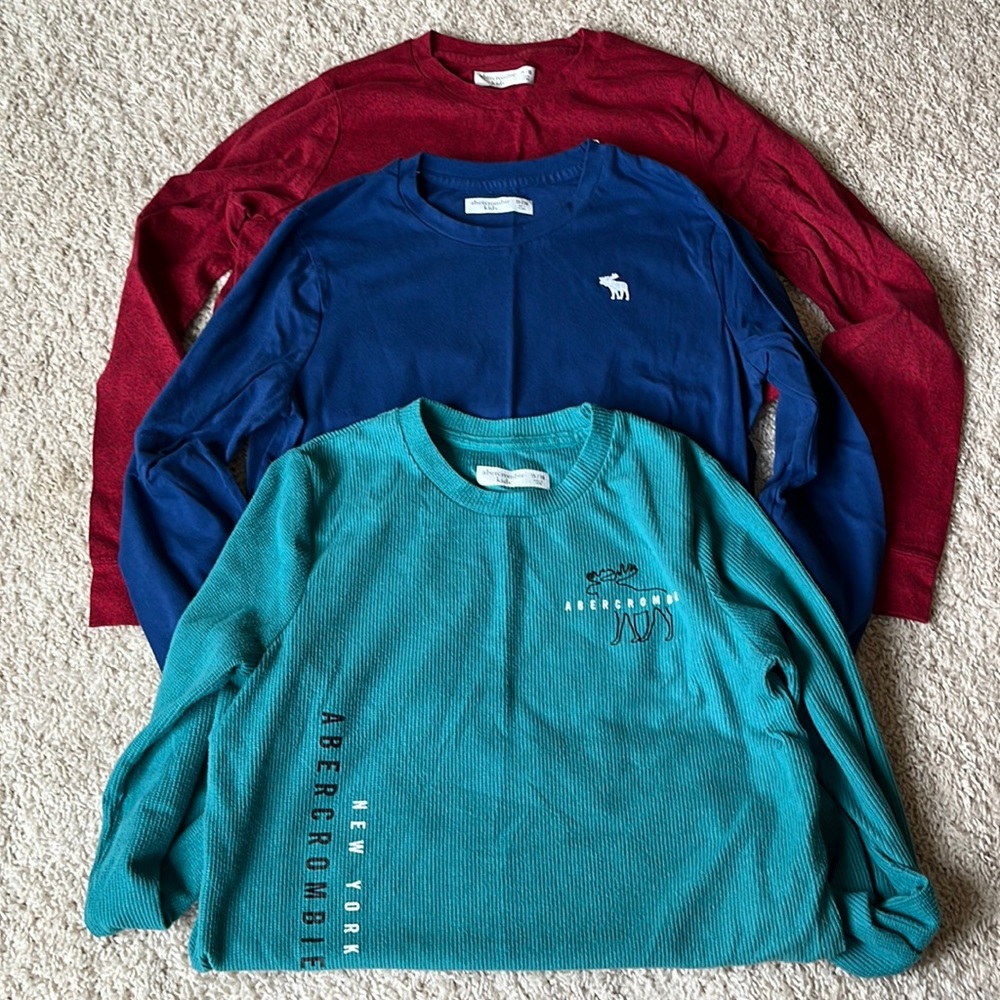 Lot (3) of boys Abercrombie Kids shirts